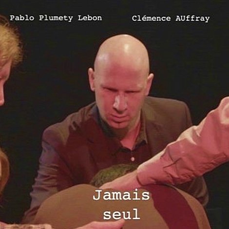 Jamais seul