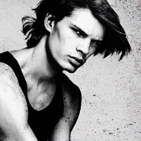(Un)glamorous: The Naked Truth About Male Models