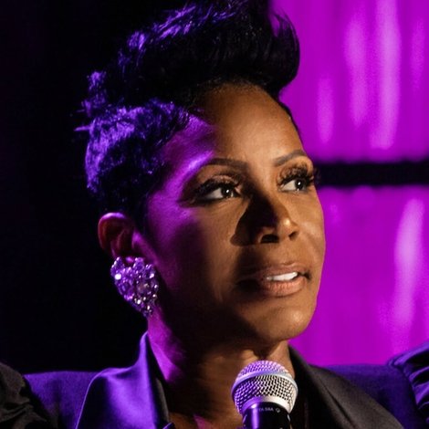 Sommore: Queen Chandelier