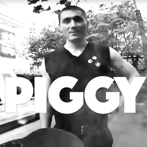 Supreme - Piggy