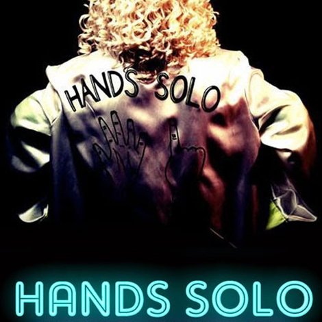 Hands Solo