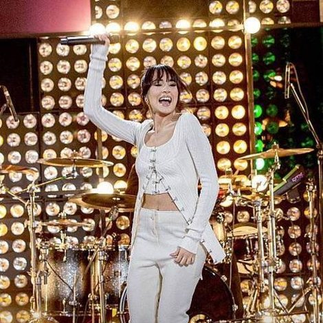 + Aitana