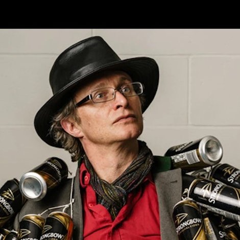 Simon Munnery: Renegade Plumber