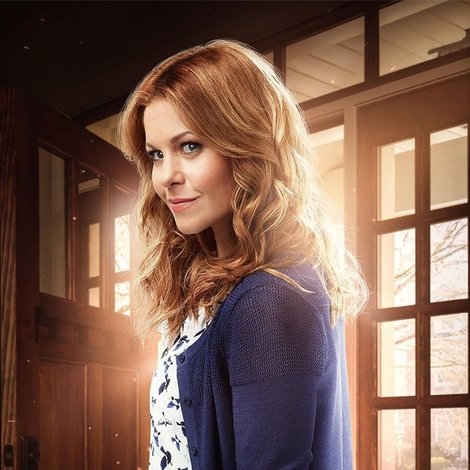 Three Bedrooms, One Corpse: An Aurora Teagarden Mystery