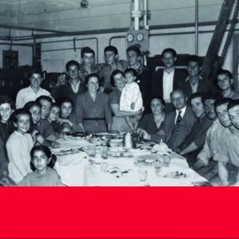 Μια Μεγάλη Οικογένεια