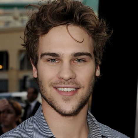 Grey Damon