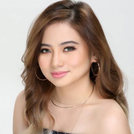 Ella Cruz