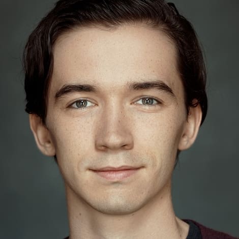 Liam Aiken's profile