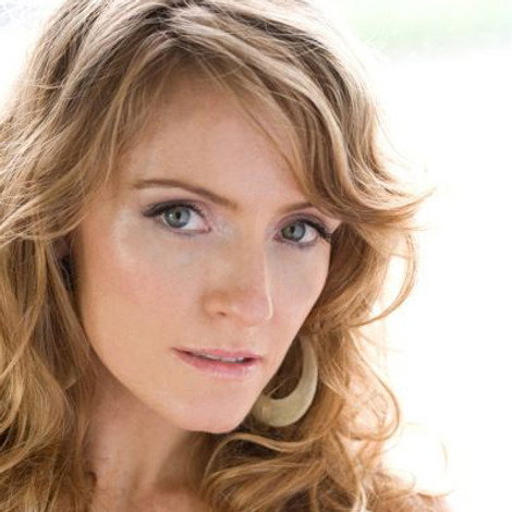 Helene Joy
