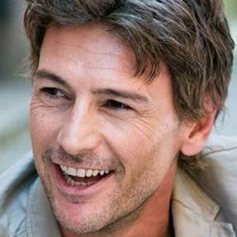 Roberto Farnesi