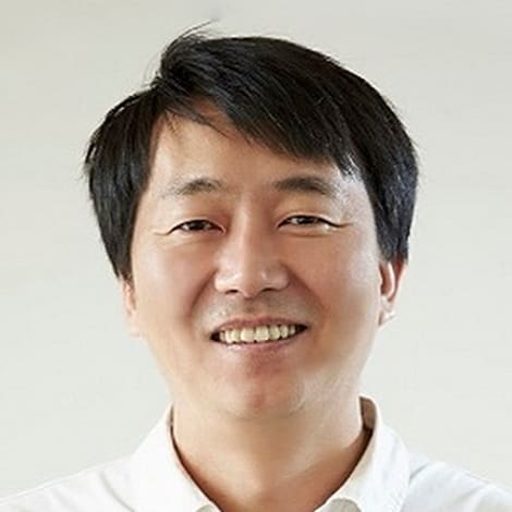 Kim Hak-sun's profile