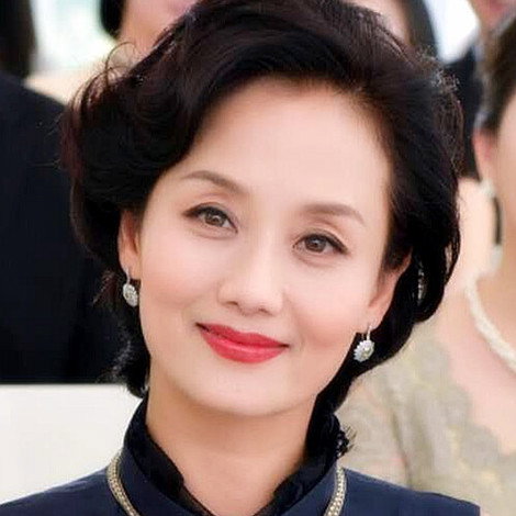 Ying Li