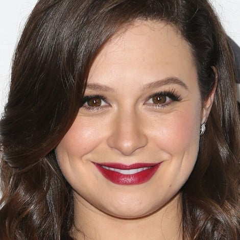 Katie Lowes's profile