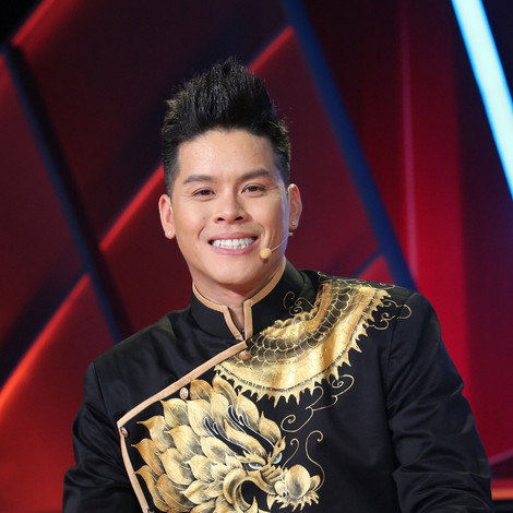 John Huy Trần