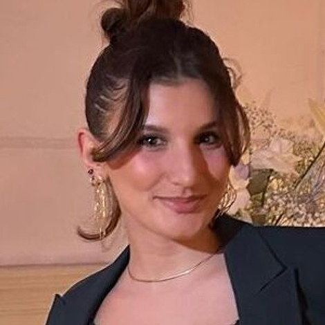 Angela Jakaj