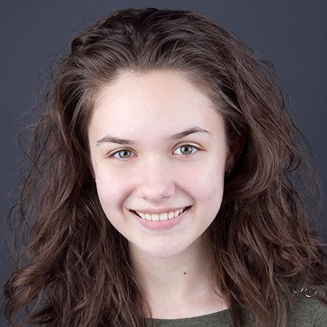 Julia Scarlett Dan