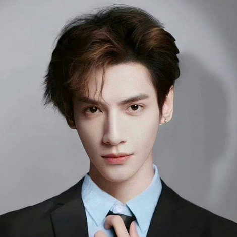Luo Yunxi