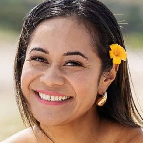 Gaby Solomona