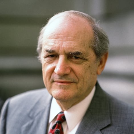 Steven Hill's profile