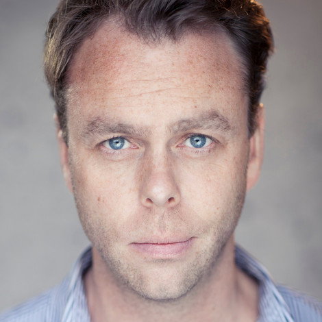 Bruce Mackinnon