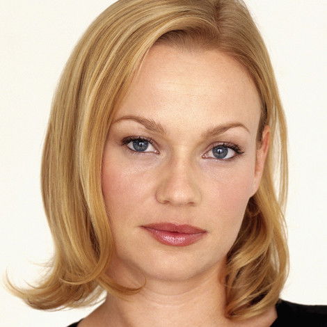 Samantha Mathis