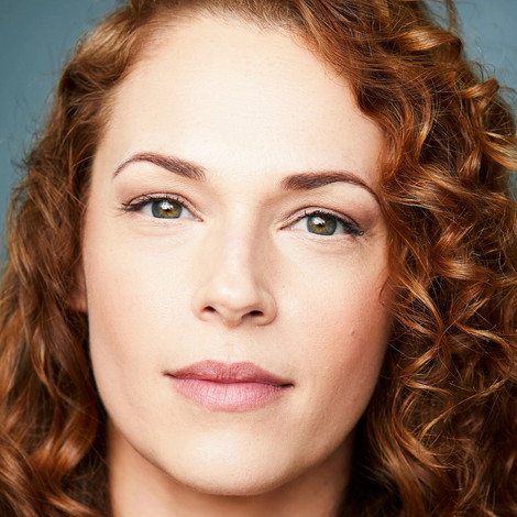 Amanda Righetti