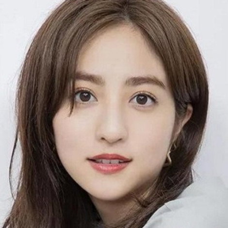 Akane Hotta