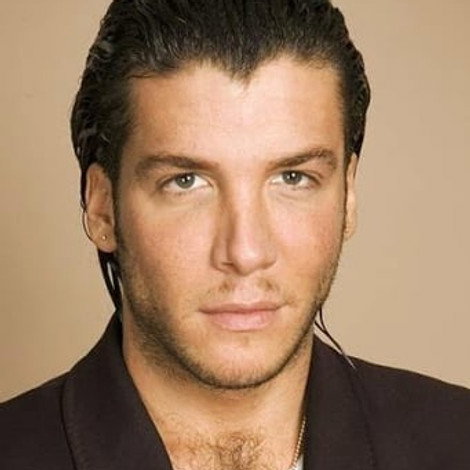 Mike Adriano
