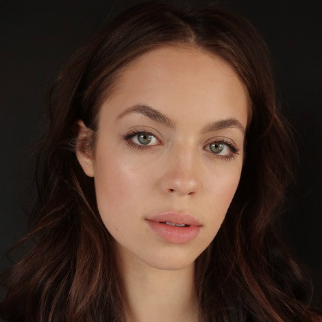 Claudia Sulewski