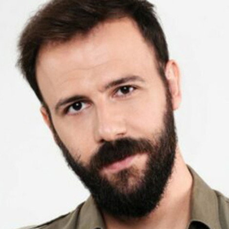 Nikos Gelia