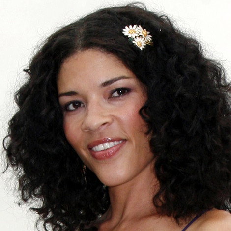 Klea Scott