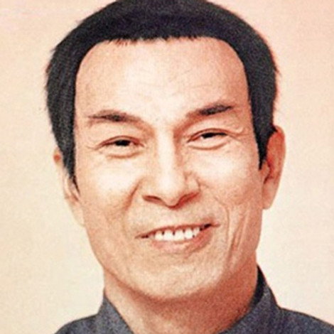Shih Kien