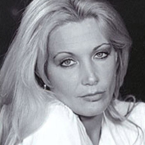 Loreta Tovar