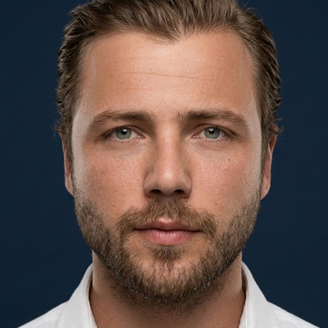 Tolga Sarıtaş