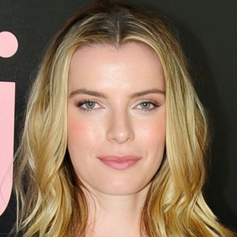Betty Gilpin