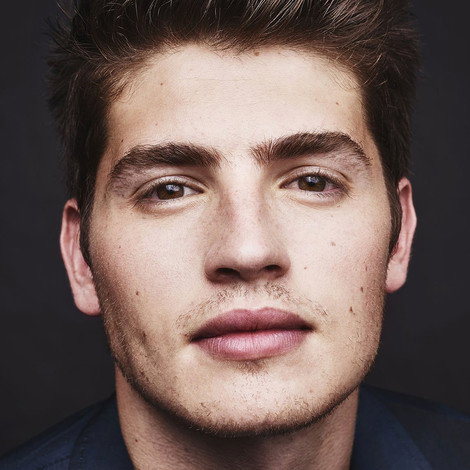 Gregg Sulkin