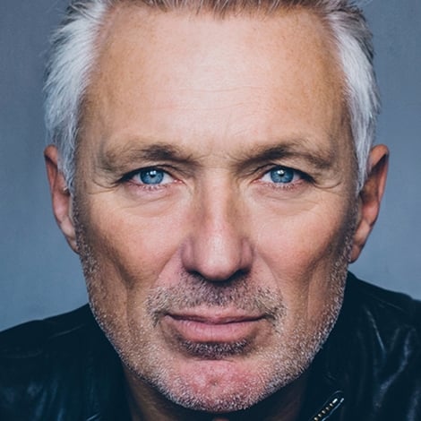 Martin Kemp's profile