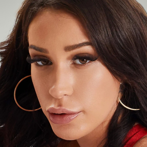 Lola Bellucci