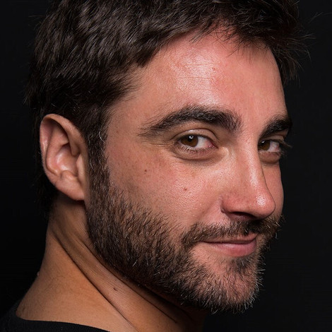 Robert González