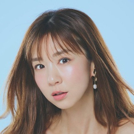 Aki Hoshino