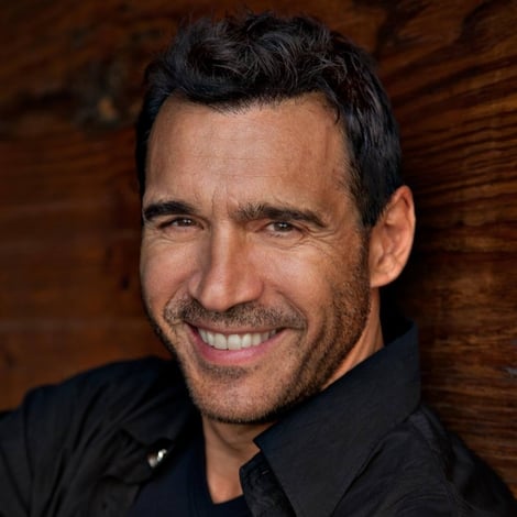 Adrian Paul's profile