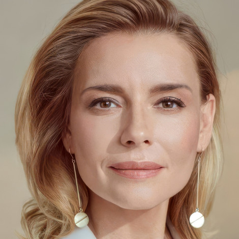 Lyubov Tolkalina