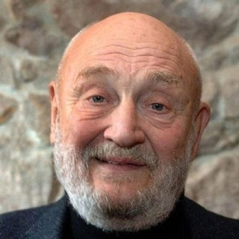 Rolf Hoppe
