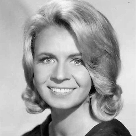 Salome Jens