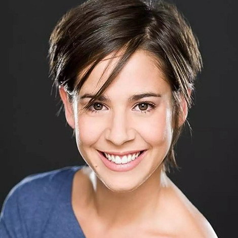 Carlota Olcina