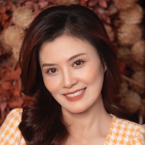 Hoa Thúy