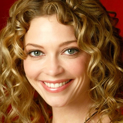 Amanda Detmer