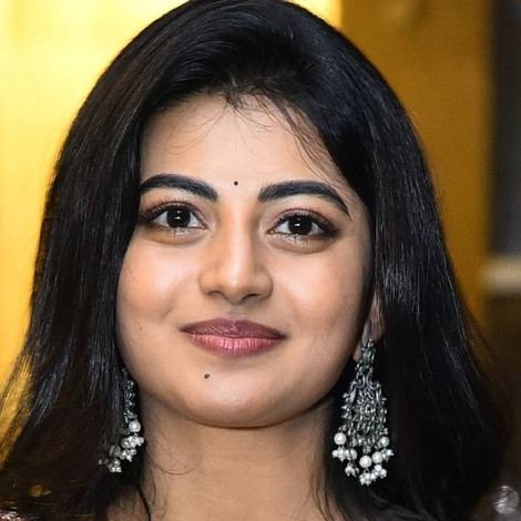 Anandhi