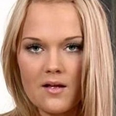 Clara Moon