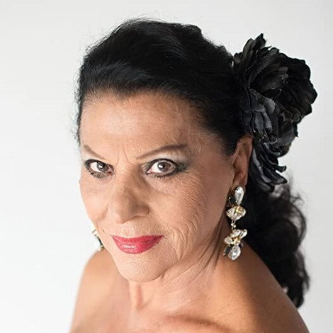 Carmen Flores